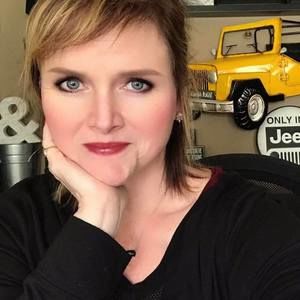 Meet your Posher, Sandy